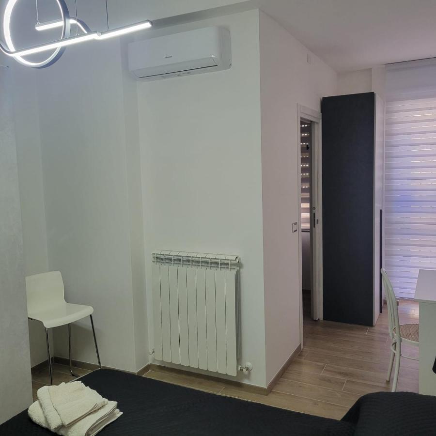 B&B Dei Sogni In Centro, Con Facilita Di Parcheggio Cosenza Extérieur photo