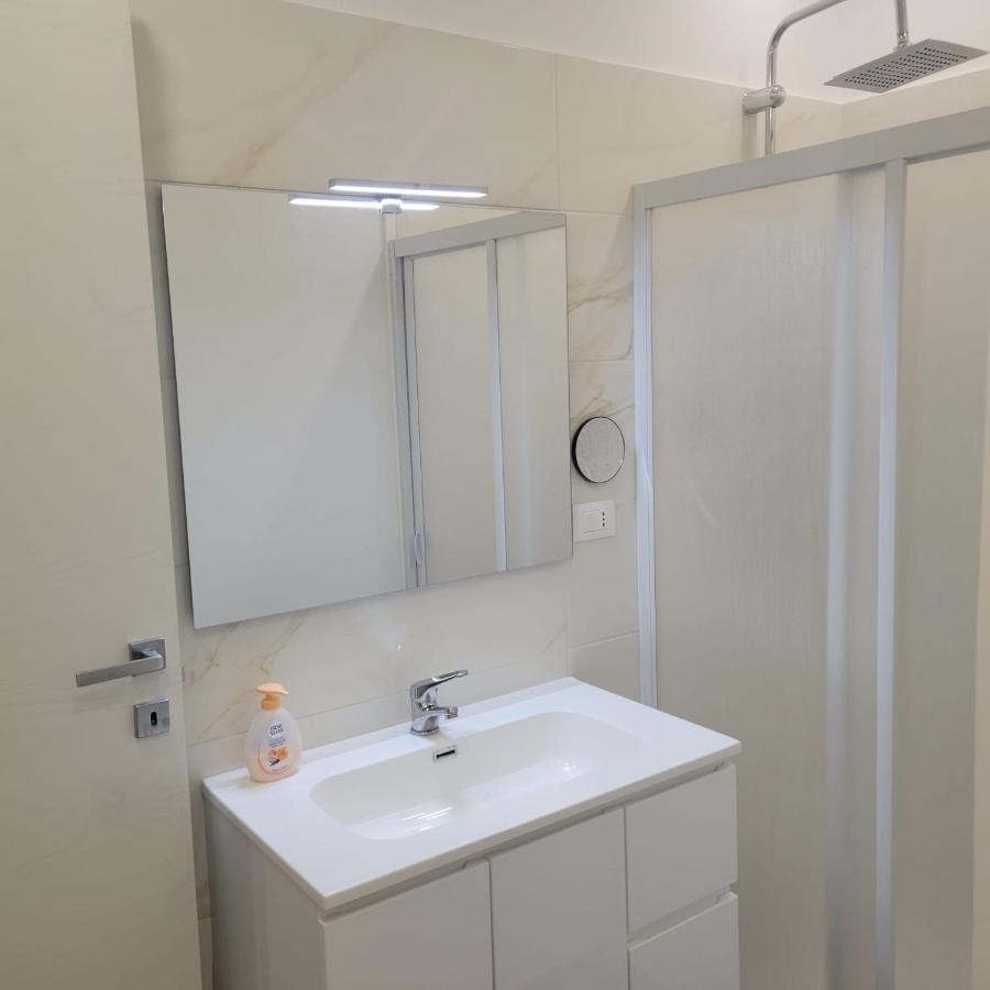 B&B Dei Sogni In Centro, Con Facilita Di Parcheggio Cosenza Extérieur photo